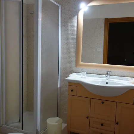 住宿加早餐酒店 The Whale 阿尔盖罗