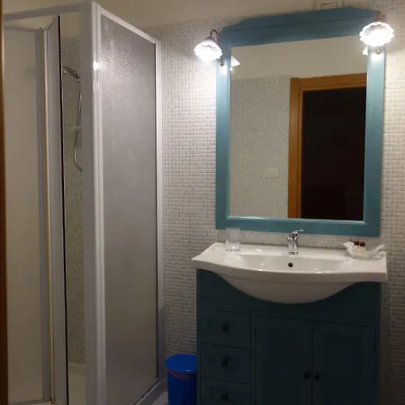 住宿加早餐酒店 The Whale 阿尔盖罗